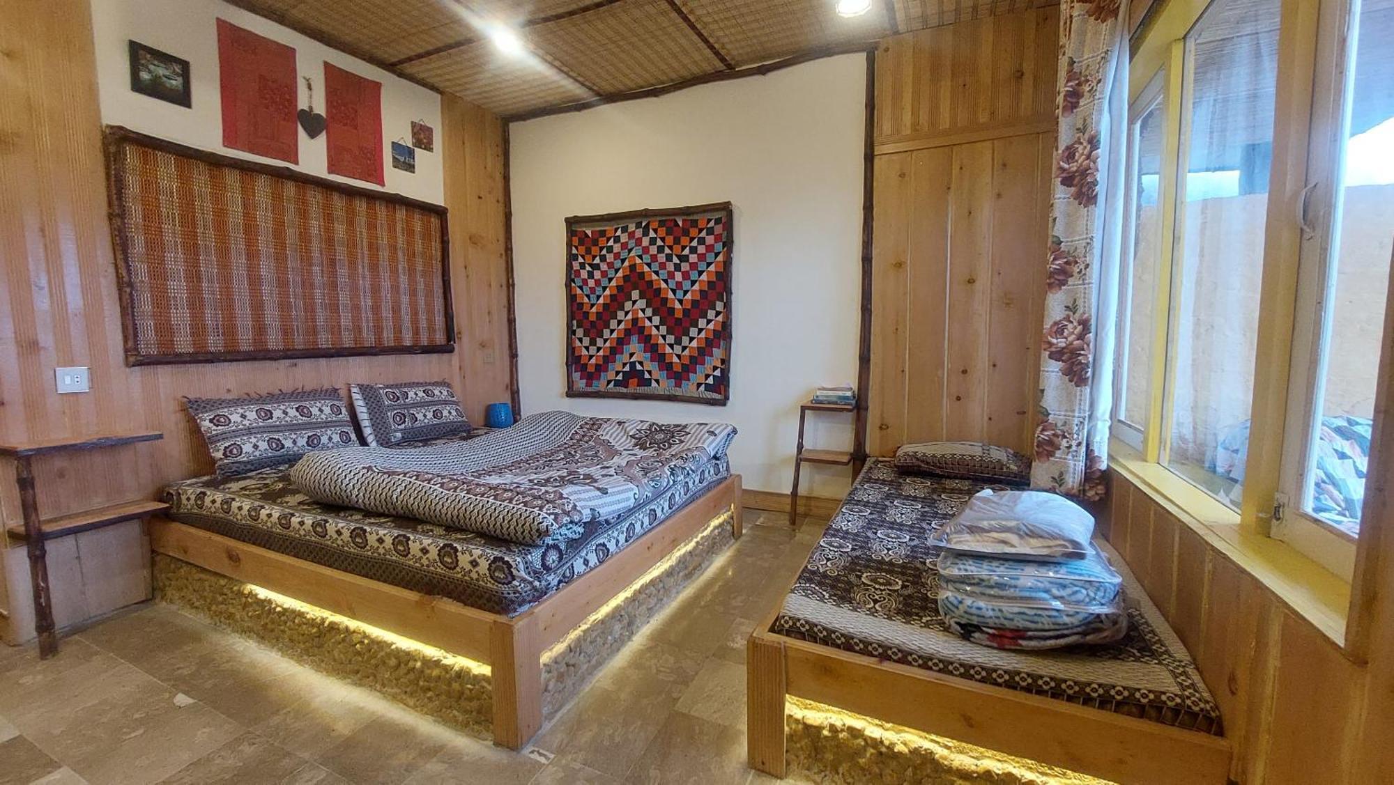 Khana Badosh Resort Kalam Eksteriør billede