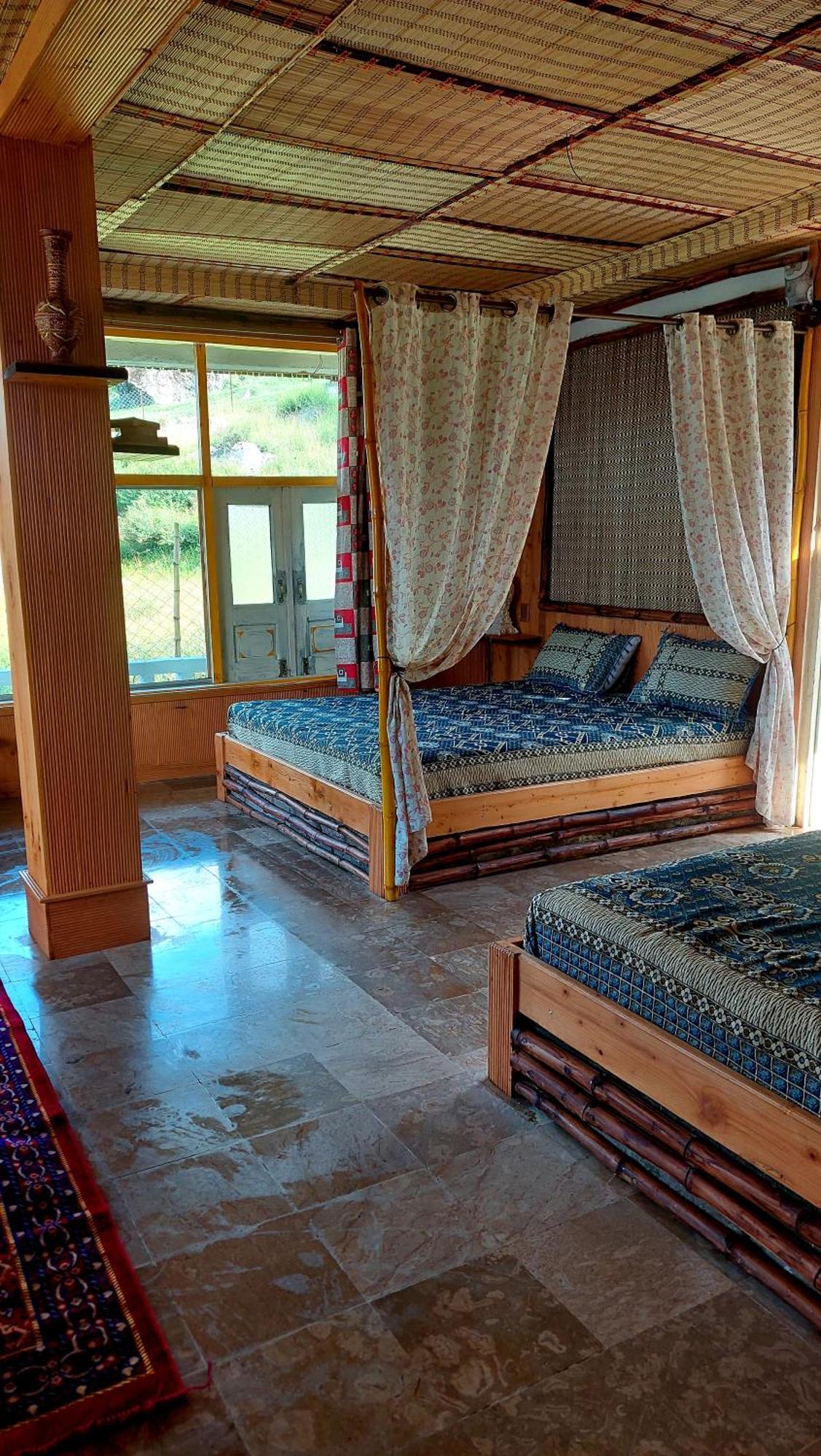 Khana Badosh Resort Kalam Eksteriør billede