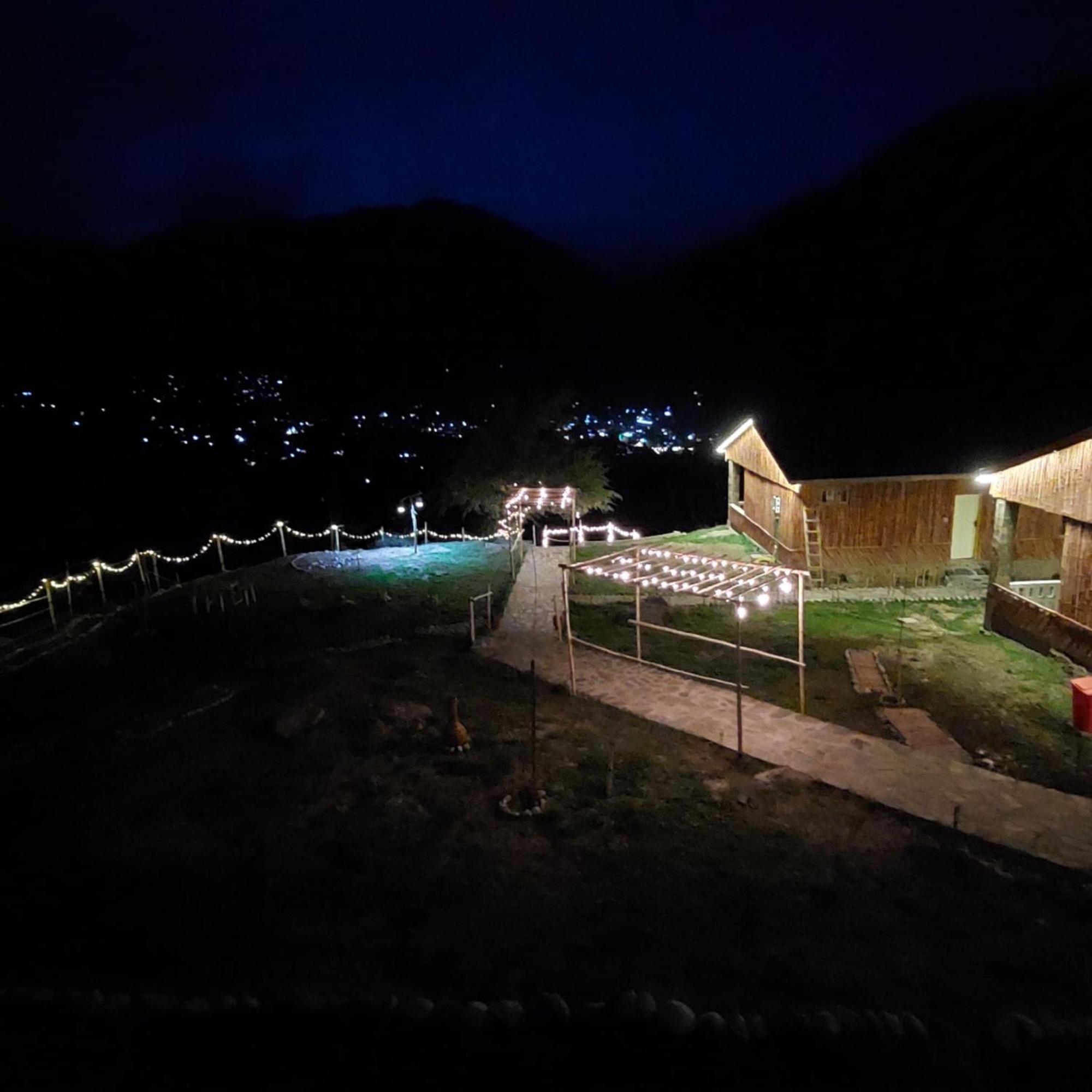 Khana Badosh Resort Kalam Eksteriør billede